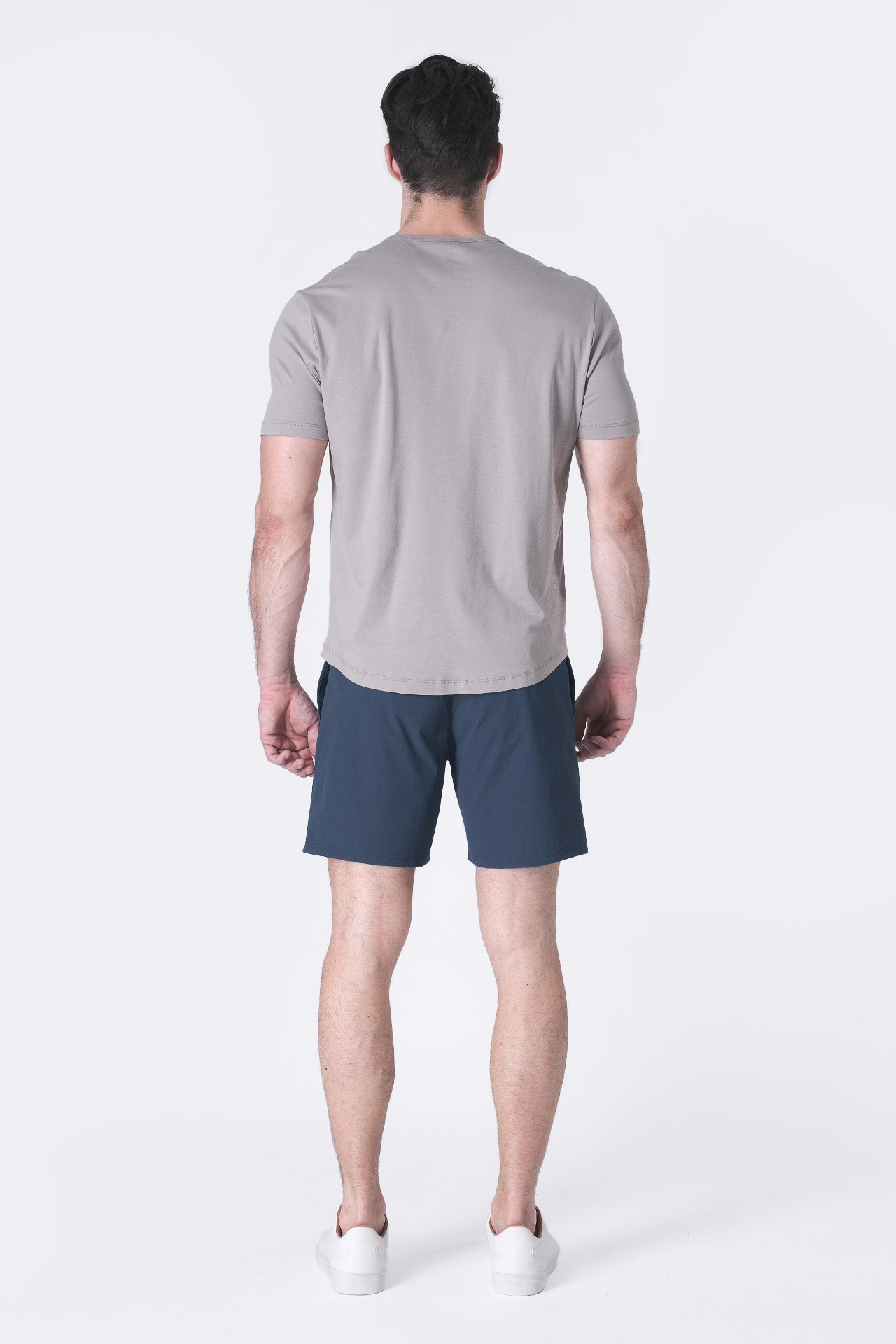 Movement Shorts 6”